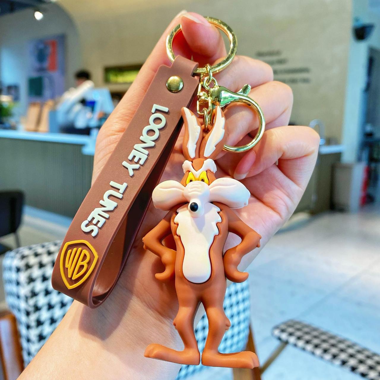 Disney Bugs Bunny Keychains - Cute Animal Humanoid Doll Design